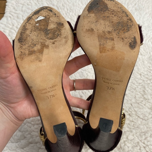 Club Monaco Casey Stiletto Heel Sandals Burgundy Calf Hair Gold Trim 37.5 US 7 - Picture 10 of 11